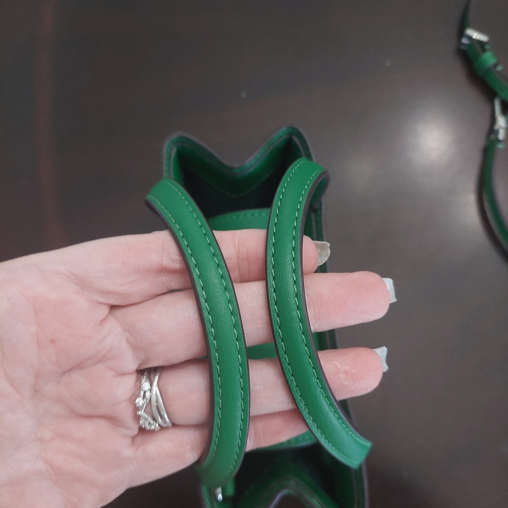 Kate Spade "Sam Iron Seaside" - Picture 8 of 9